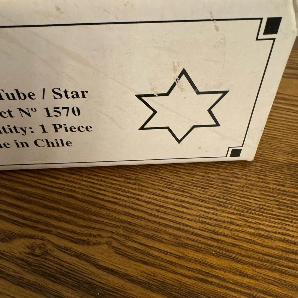 Pampered Chef Valtrompia Bread Star Tube (Product N° 1570) NWOT